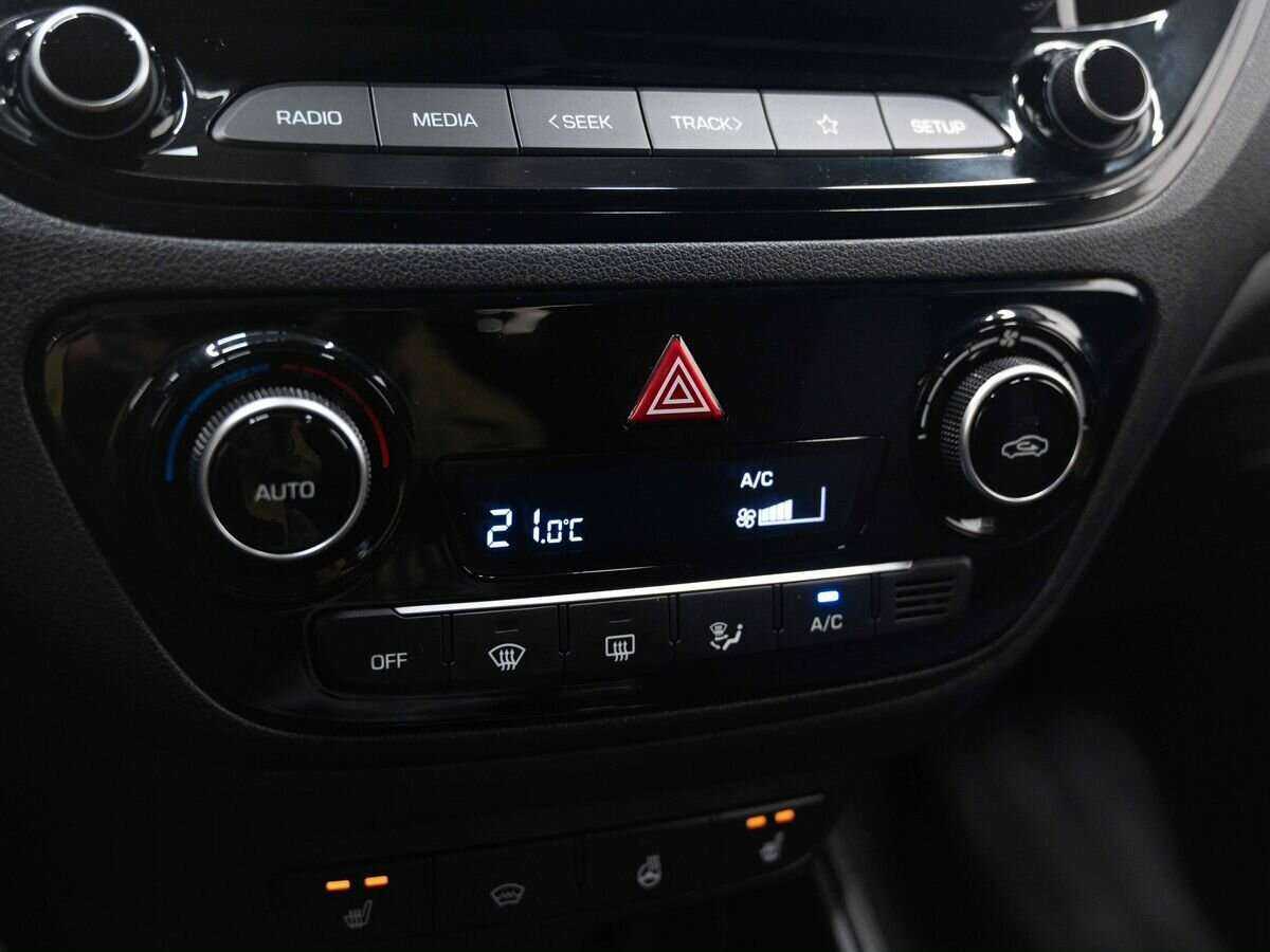 Купить Hyundai Solaris, 2021, 64 000 км, фото №23