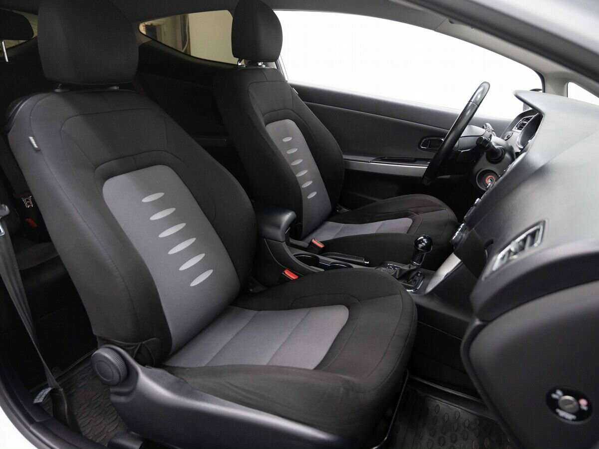 Купить Kia Ceed, 2014, 173 407 км, фото №11