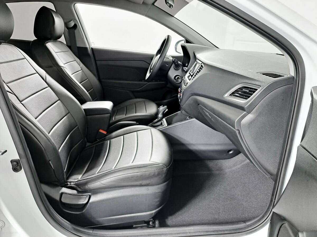 Купить Hyundai Solaris, 2019, 48 409 км, фото №9