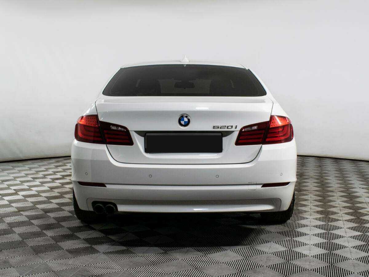 Купить BMW 5 серии 520i, 2012, 130 803 км, фото №6