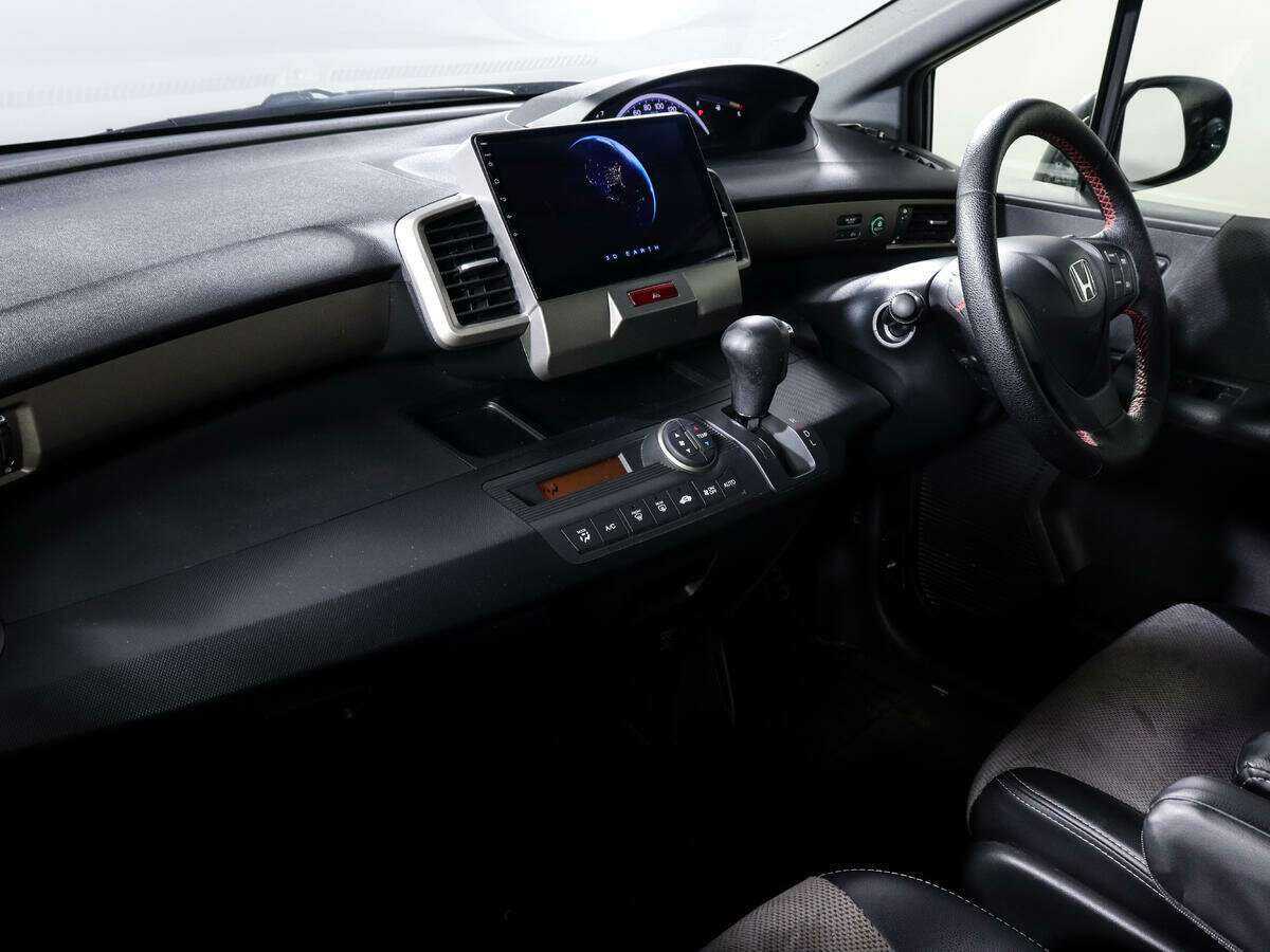 Купить Honda Freed Spike, 2012, 186 488 км, фото №7