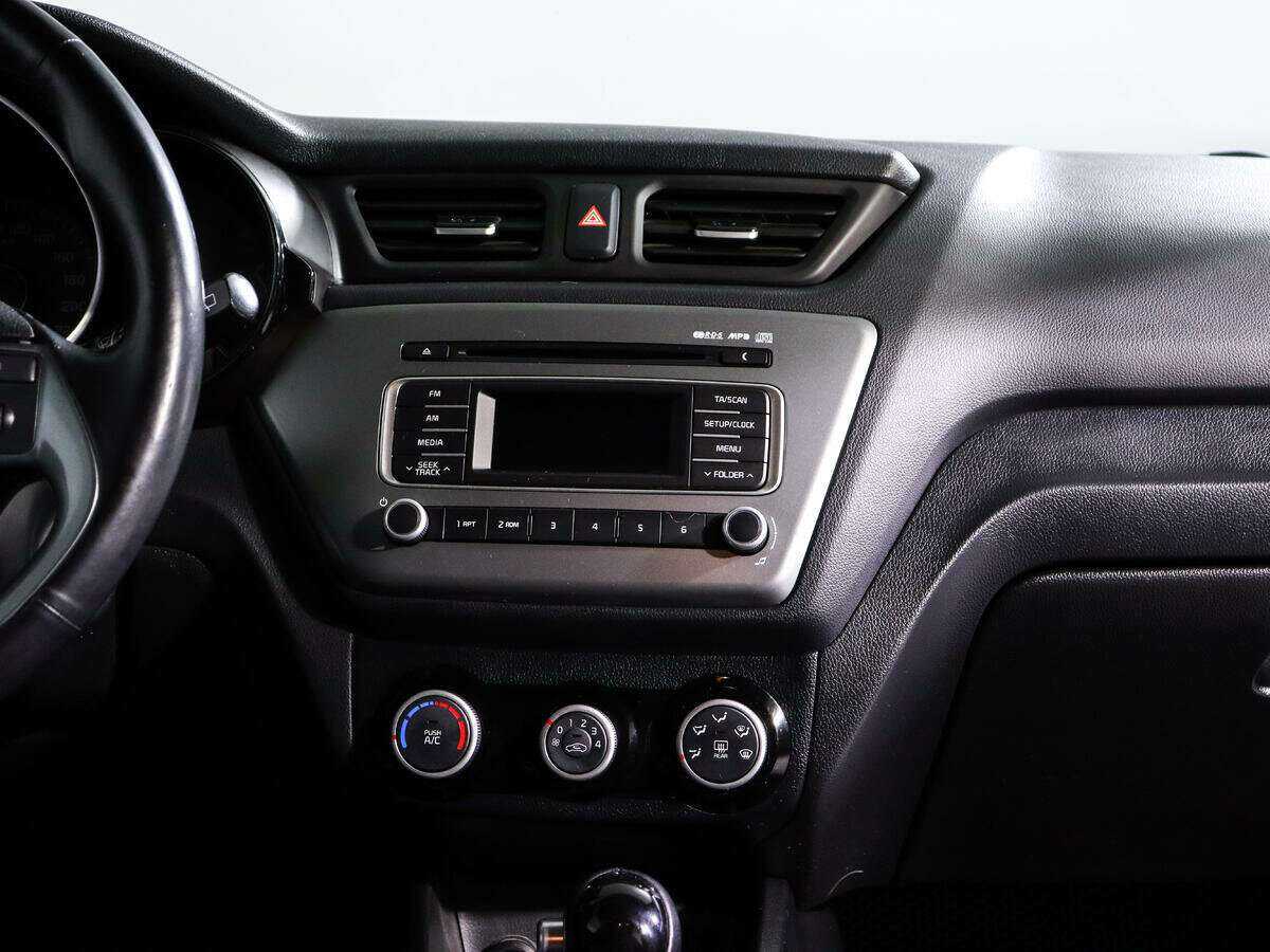 Купить Kia Rio, 2016, 118 900 км, фото №11