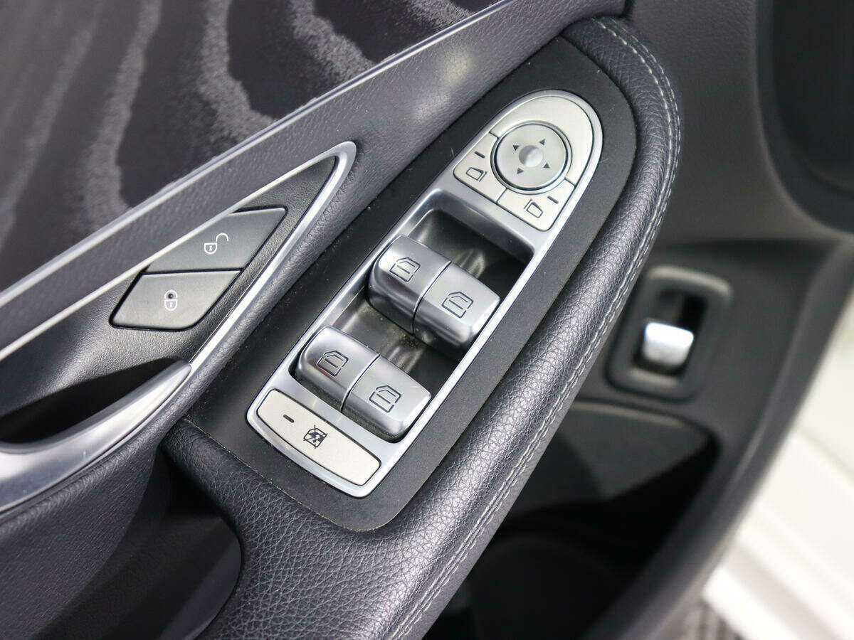Купить Mercedes-Benz C-Класс 180 9G-TRONIC, 2018, 68 485 км, фото №12
