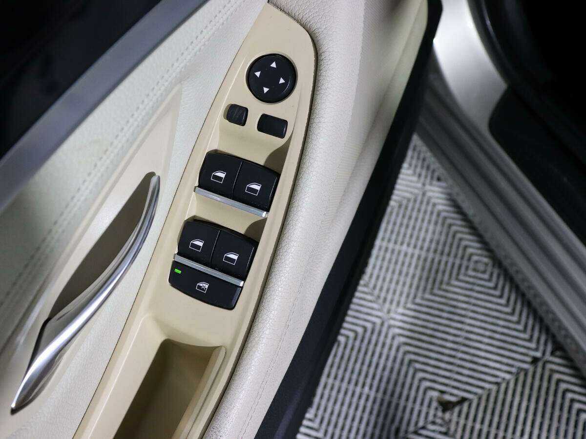 Купить BMW 5 серии 525d xDrive, 2012, 118 777 км, фото №13