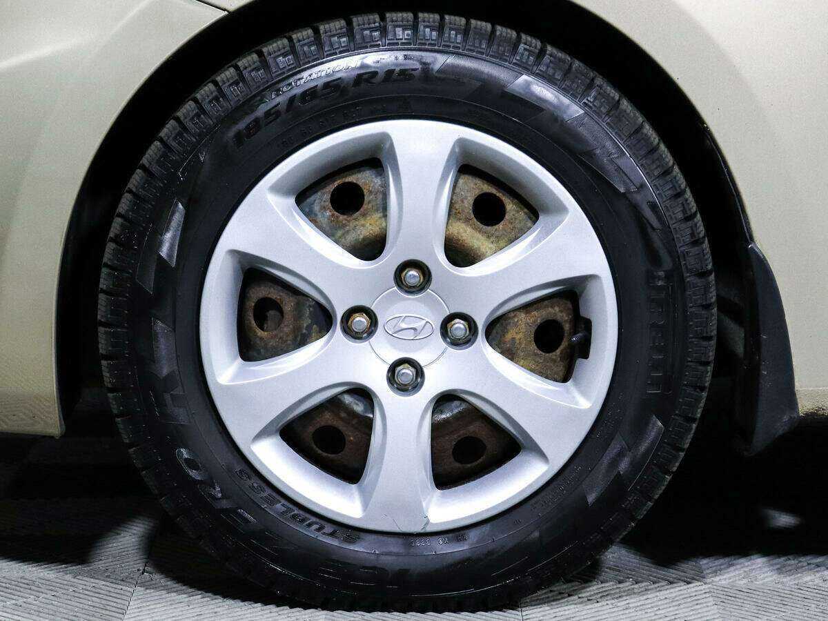 Купить Hyundai Solaris, 2013, 183 770 км, фото №15