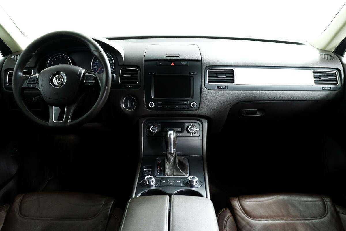 Купить Volkswagen Touareg, 2012, 345 435 км, фото №11