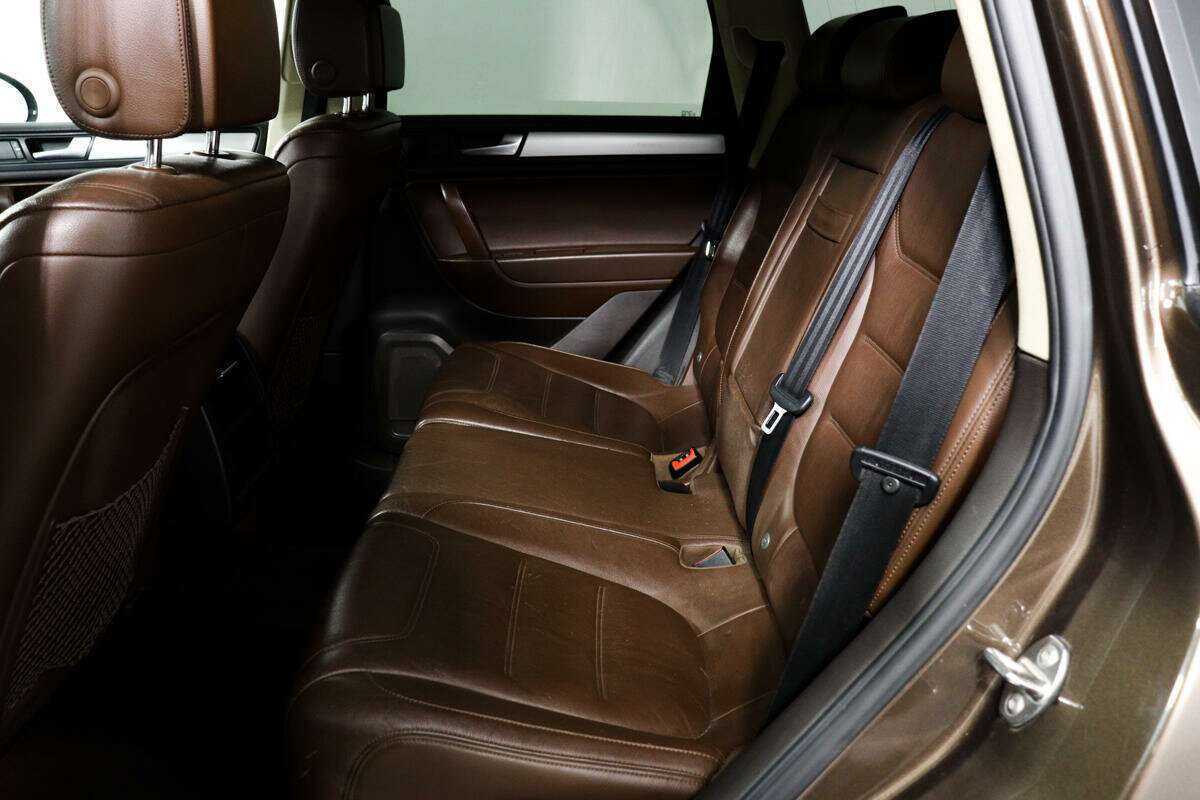 Купить Volkswagen Touareg, 2012, 345 435 км, фото №12