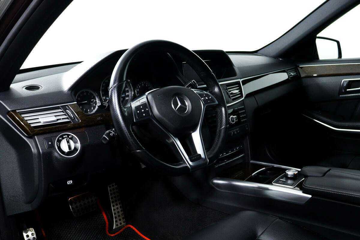 Купить Mercedes-Benz E-Класс 200 7G-Tronic, 2012, 112 598 км, фото №13