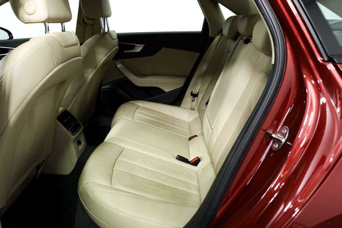 Купить Audi A4, 2018, 138 759 км, фото №12