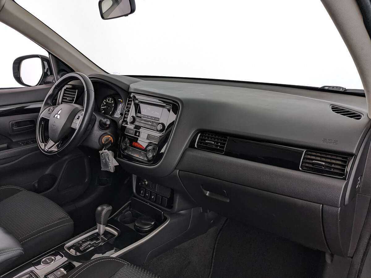 Купить Mitsubishi Outlander, 2019, 82 481 км, фото №9