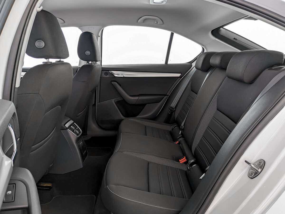Купить Skoda Octavia, 2020, 70 102 км, фото №10