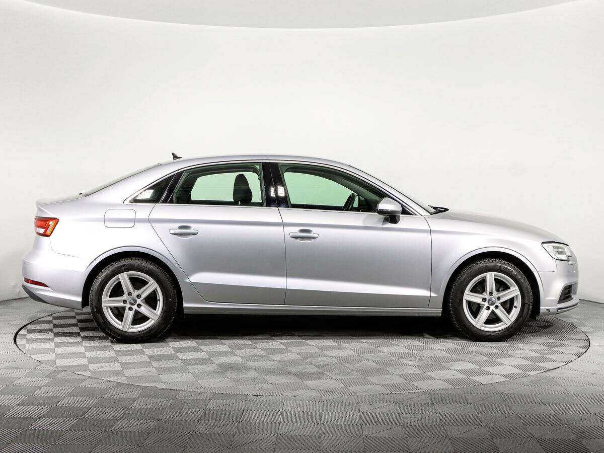 Купить Audi A3, 2019, 59 000 км, фото №4