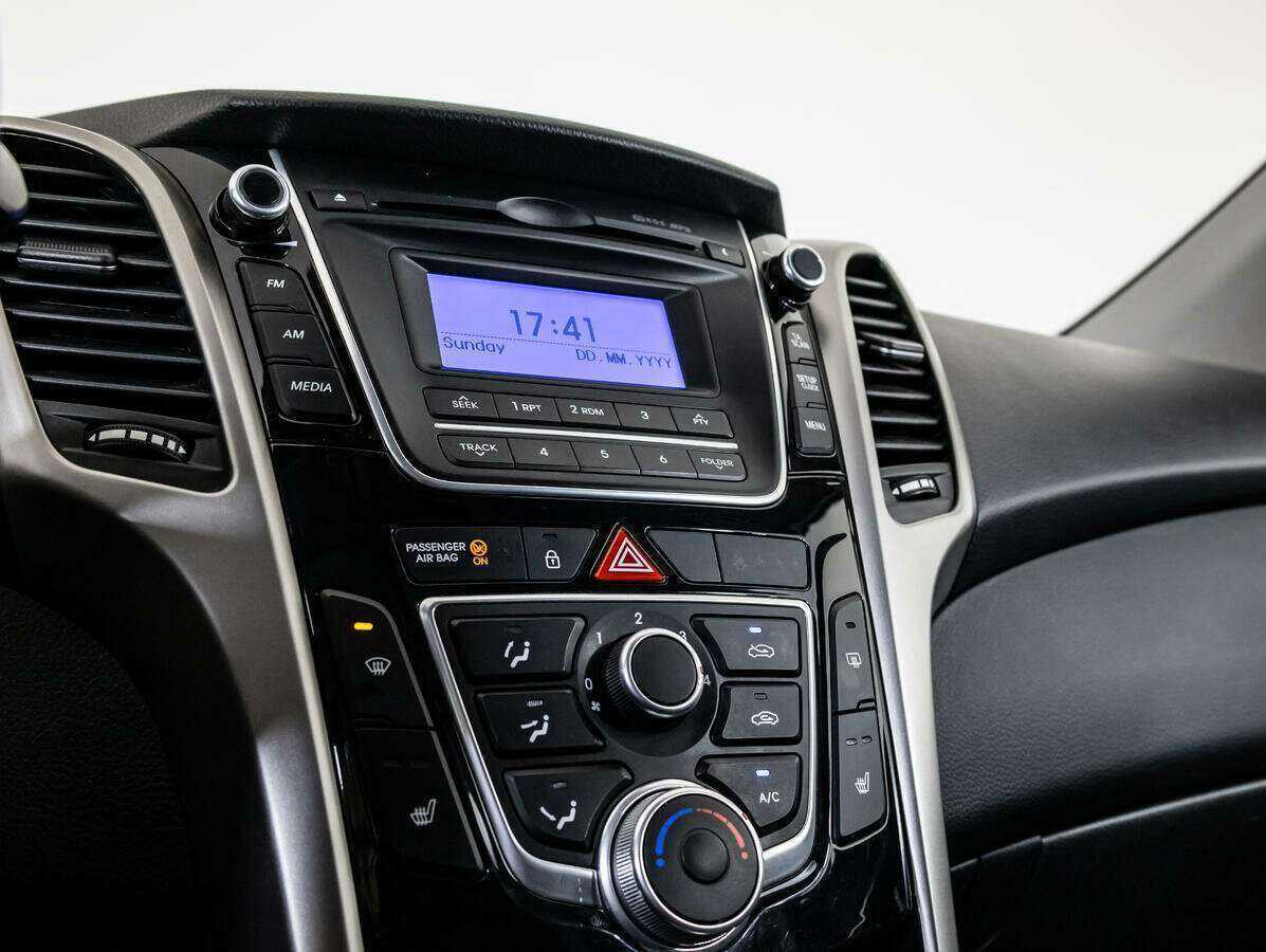 Купить Hyundai i30, 2016, 85 529 км, фото №13