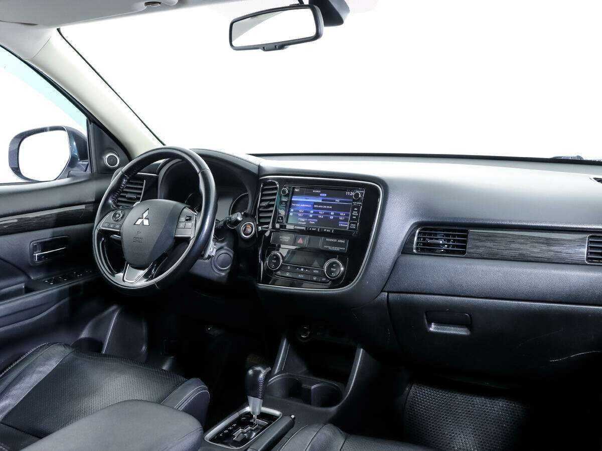 Купить Mitsubishi Outlander, 2016, 158 200 км, фото №9