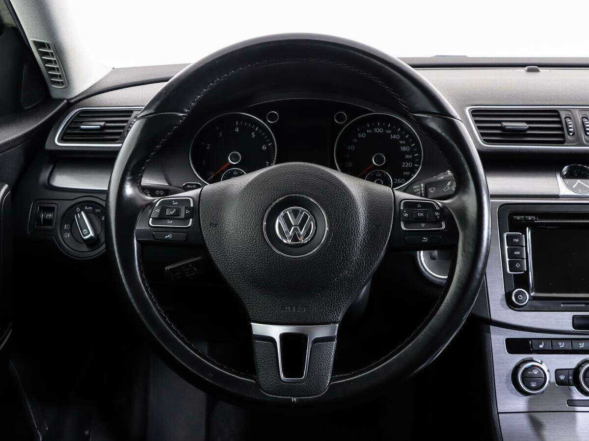 Купить Volkswagen Passat, 2014, 140 700 км, фото №12