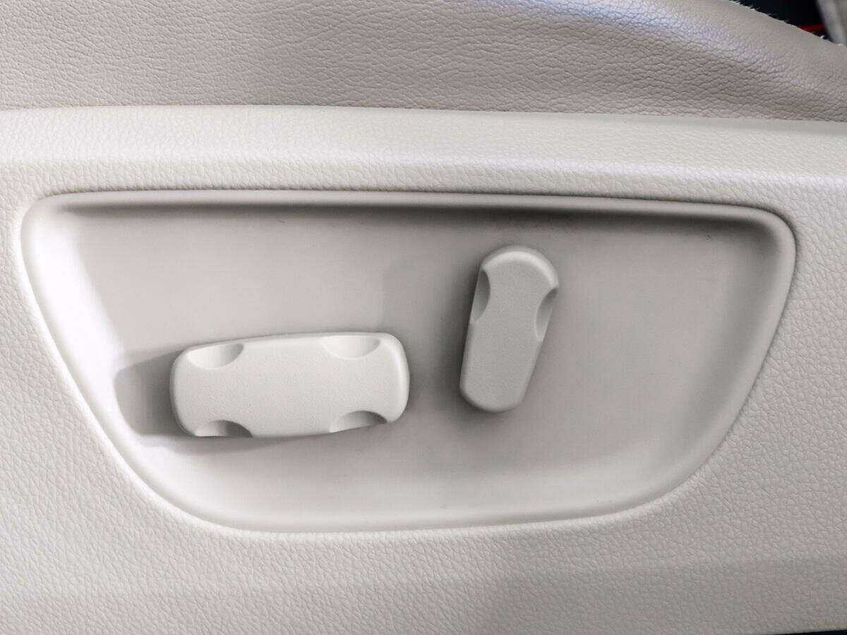 Купить Mitsubishi Pajero Sport, 2017, 140 000 км, фото №12