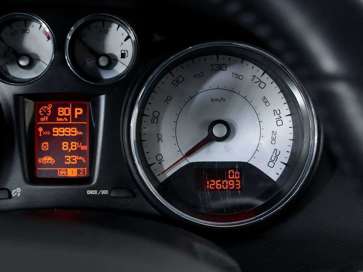 Купить Peugeot 408, 2016, 126 091 км, фото №16