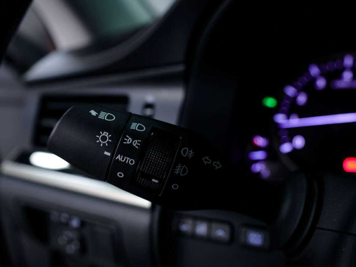 Купить Lexus ES 200, 2017, 104 501 км, фото №30