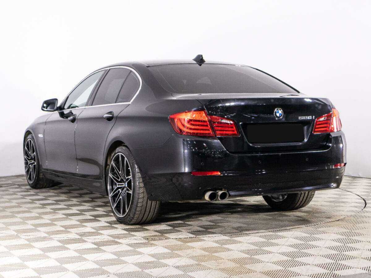 Купить BMW 5 серии 528i, 2012, 67 811 км, фото №7