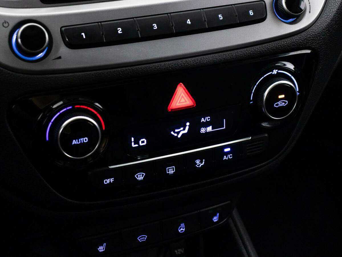 Купить Hyundai Solaris, 2020, 78 200 км, фото №15