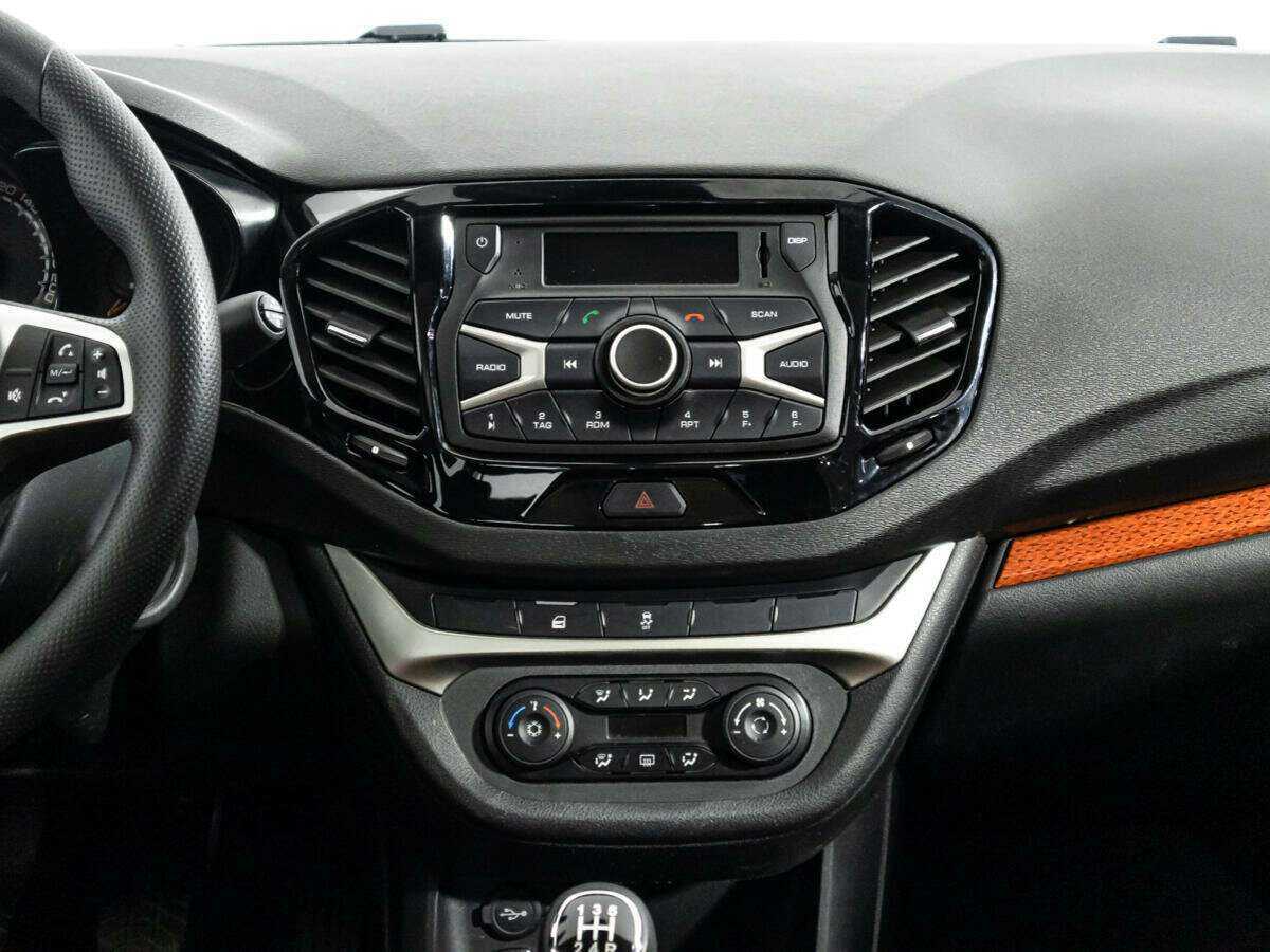 Купить Lada (ВАЗ) Vesta Cross, 2021, 7 856 км, фото №14