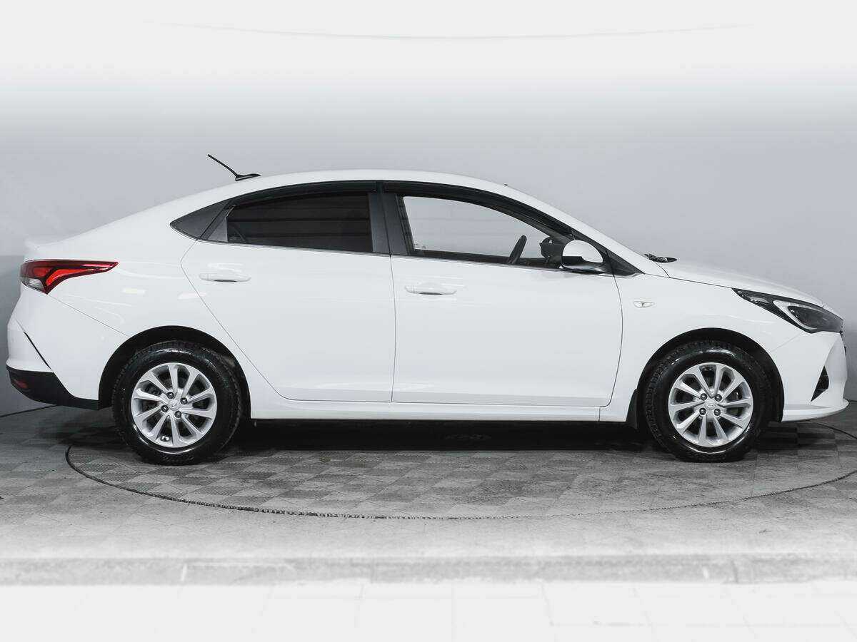 Купить Hyundai Solaris, 2021, 71 150 км, фото №4