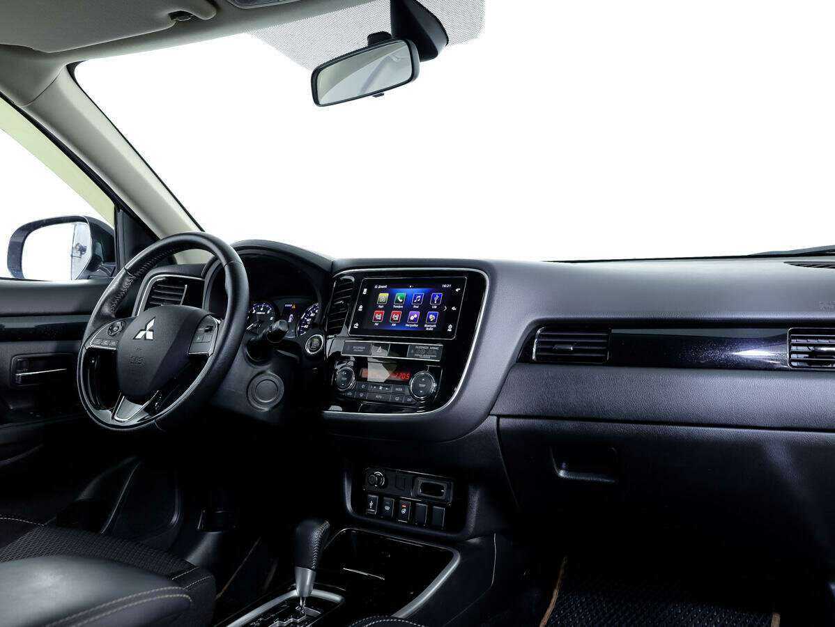 Купить Mitsubishi Outlander, 2018, 144 060 км, фото №9