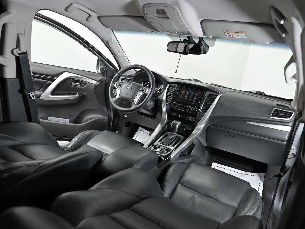 Купить Mitsubishi Pajero Sport, 2017, 169 000 км, фото №5