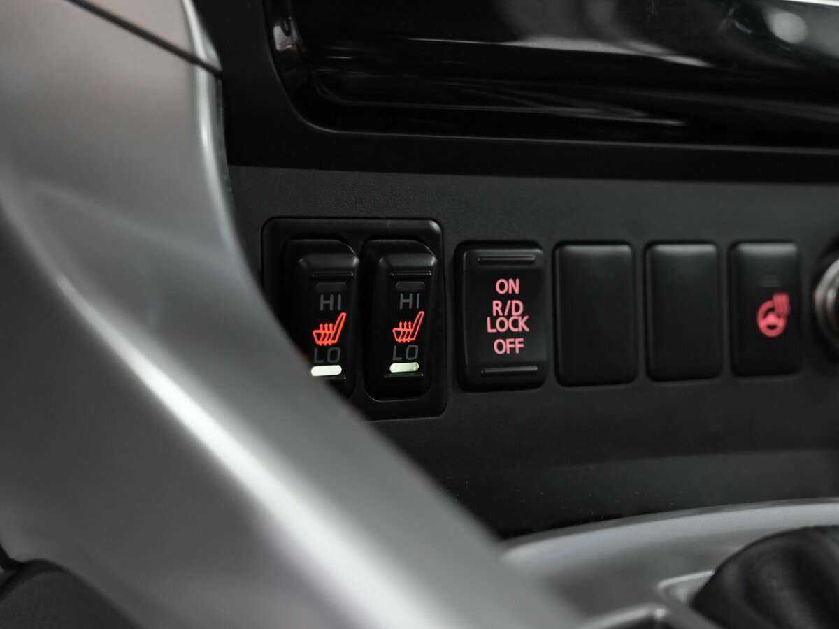 Купить Mitsubishi Pajero Sport, 2017, 169 000 км, фото №13