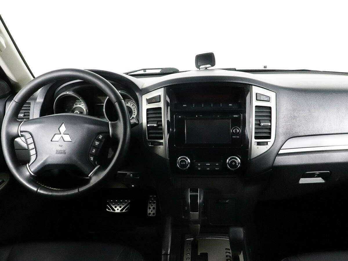 Купить Mitsubishi Pajero, 2017, 89 071 км, фото №9