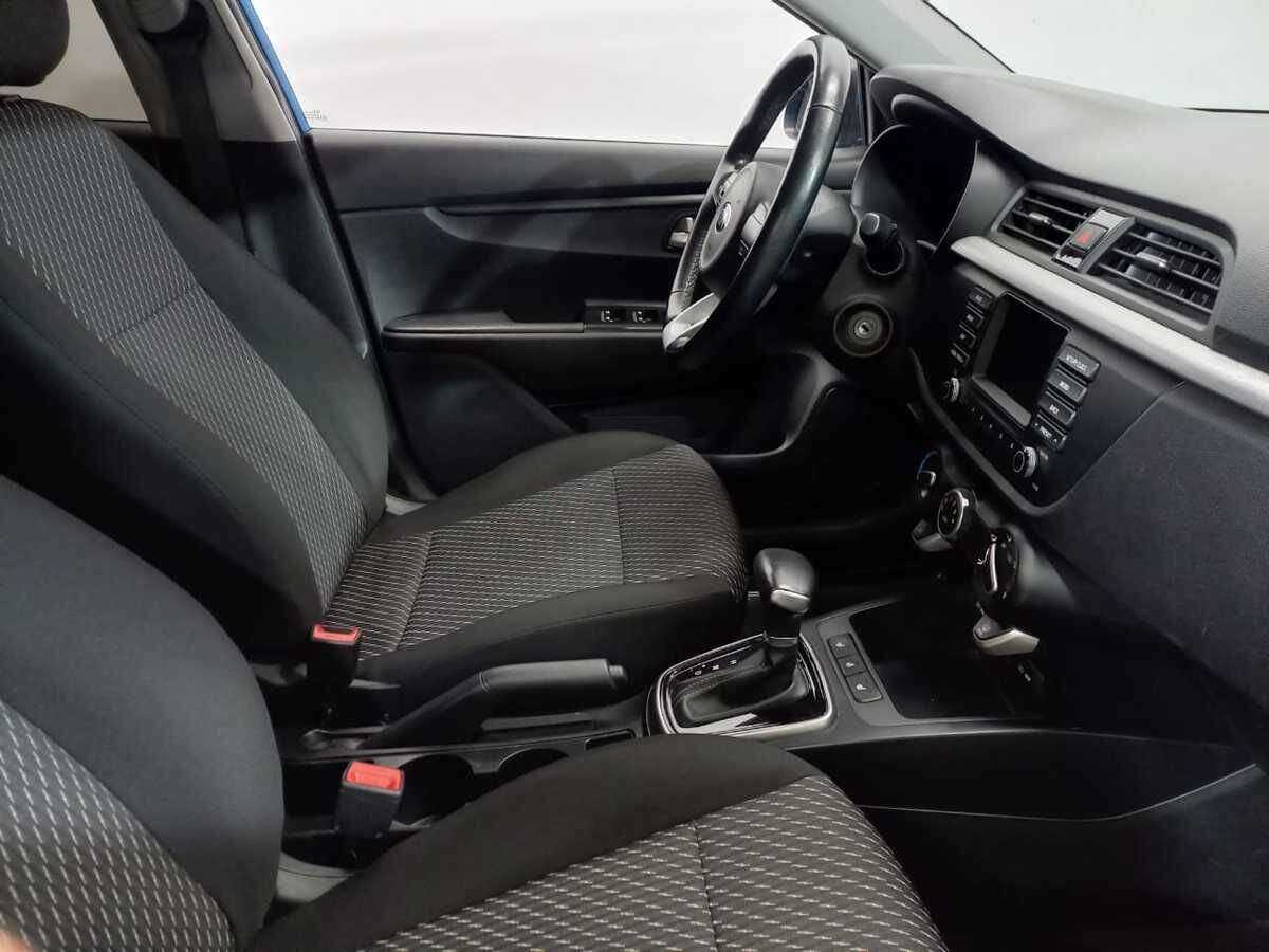 Купить Kia Rio X-Line, 2018, 38 951 км, фото №10
