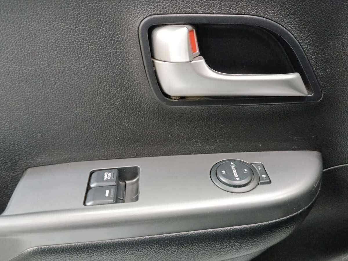 Купить Kia Rio, 2017, 81 000 км, фото №15