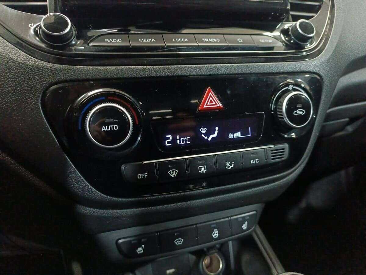 Купить Hyundai Solaris, 2022, 72 045 км, фото №14