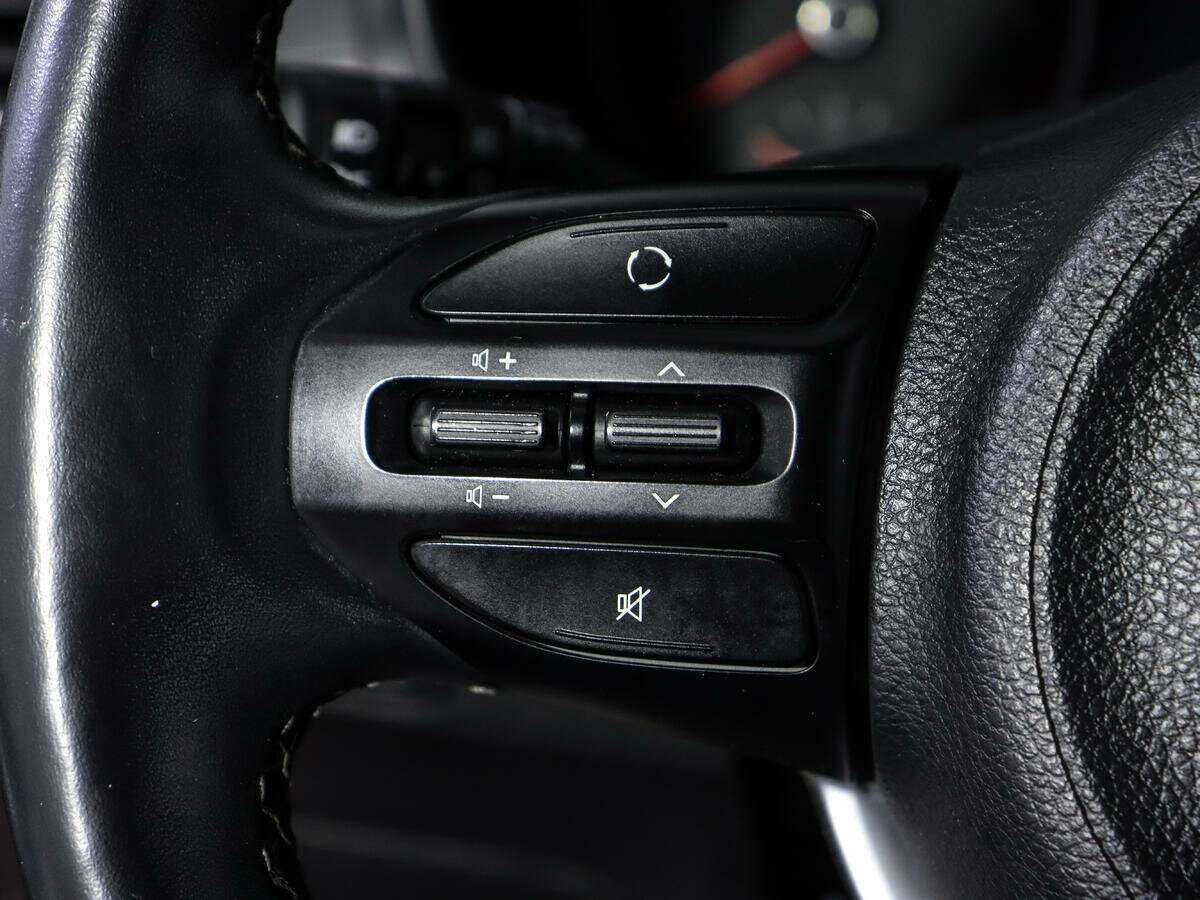 Купить Kia Rio, 2019, 24 209 км, фото №17