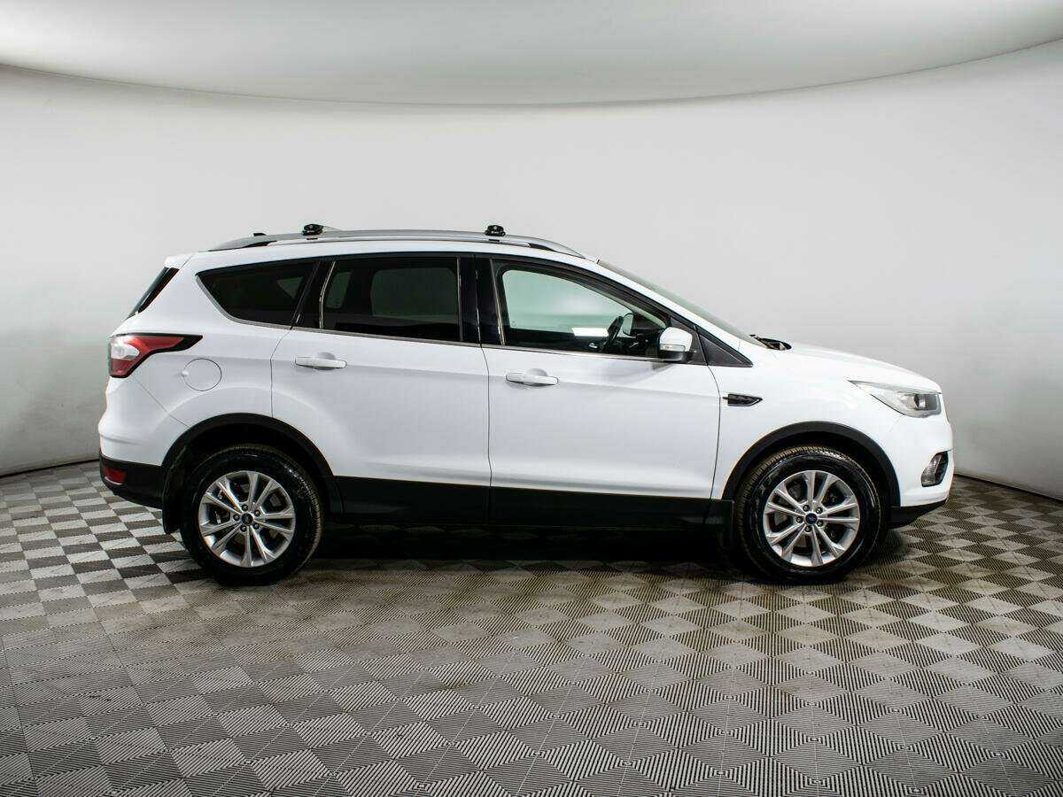 Купить Ford Kuga, 2017, 72 393 км, фото №4