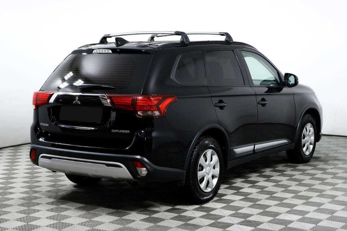 Купить Mitsubishi Outlander, 2018, 101 000 км, фото №5