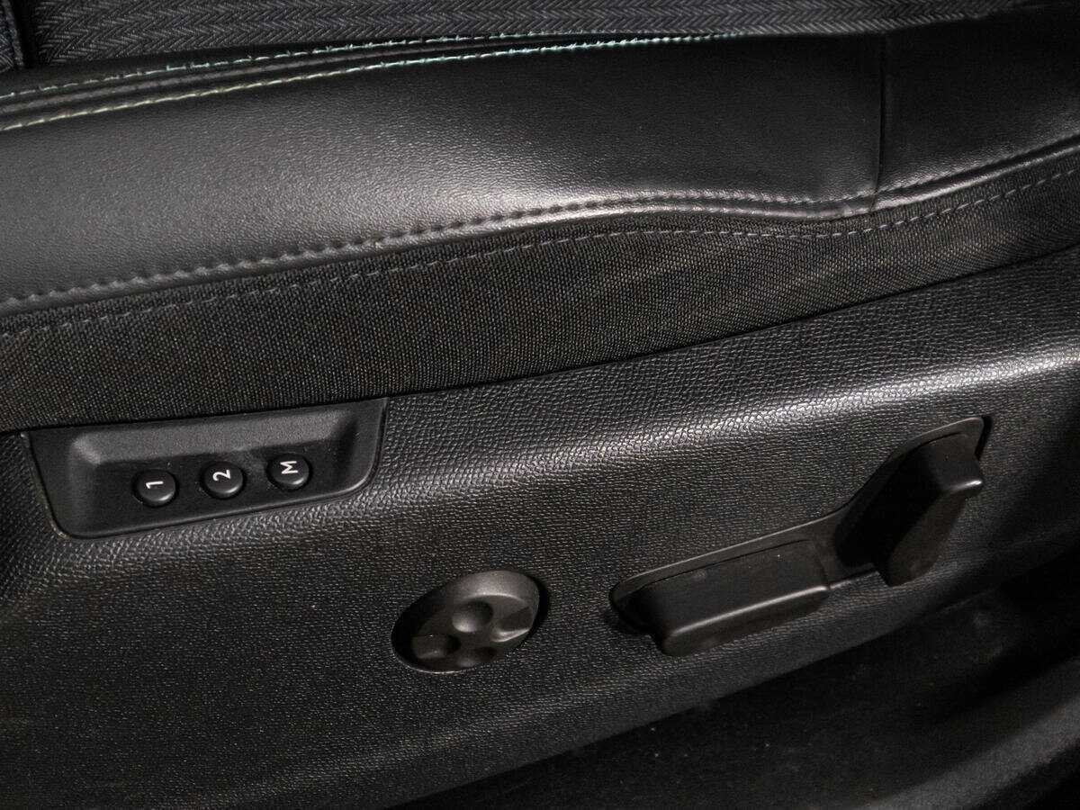 Купить Peugeot 5008, 2021, 129 261 км, фото №16