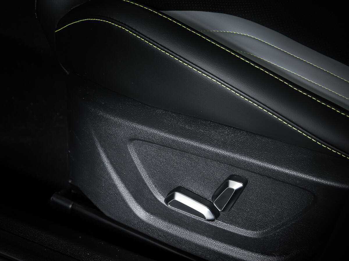 Купить Geely Coolray (Binyue Cool), 2023, 182 км, фото №16