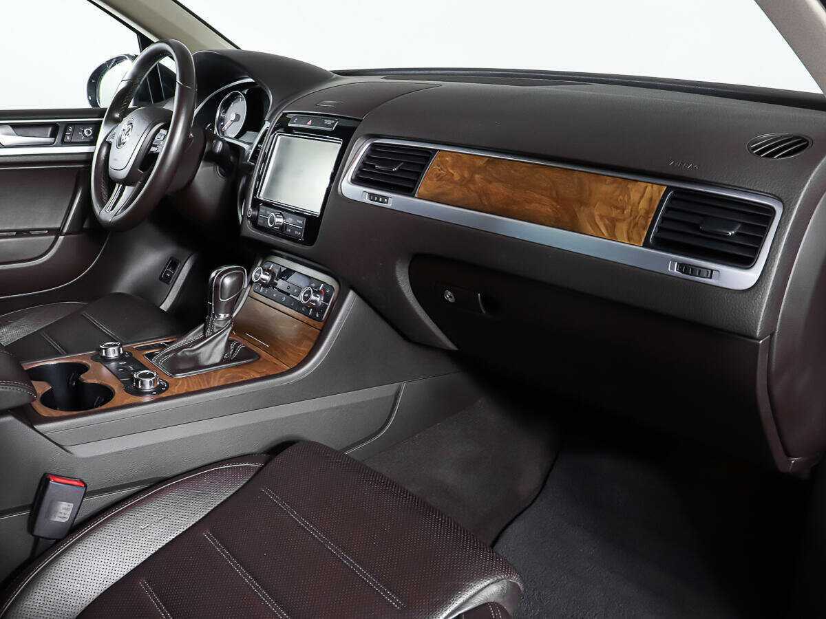 Купить Volkswagen Touareg, 2013, 117 893 км, фото №9