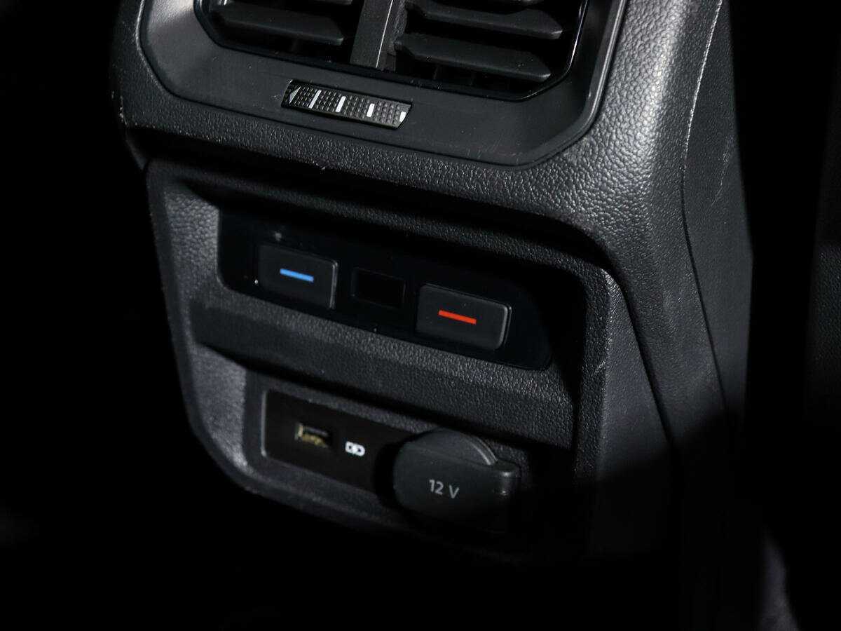 Купить Volkswagen Tiguan L, 2019, 74 900 км, фото №14