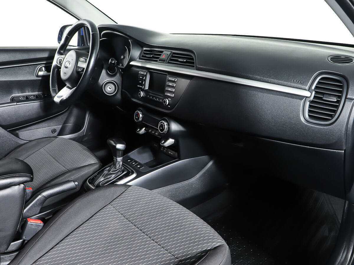 Купить Kia Rio, 2018, 101 068 км, фото №11