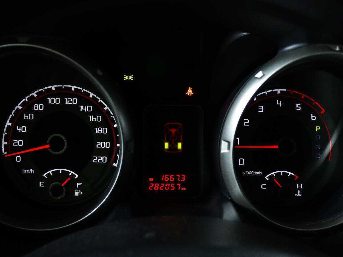 Купить Mitsubishi Pajero, 2014, 282 056 км, фото №9