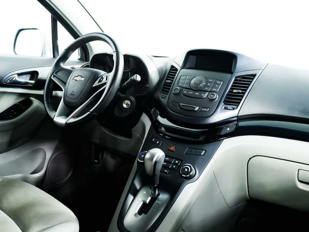 Купить Chevrolet Orlando, 2013, 74 690 км, фото №9
