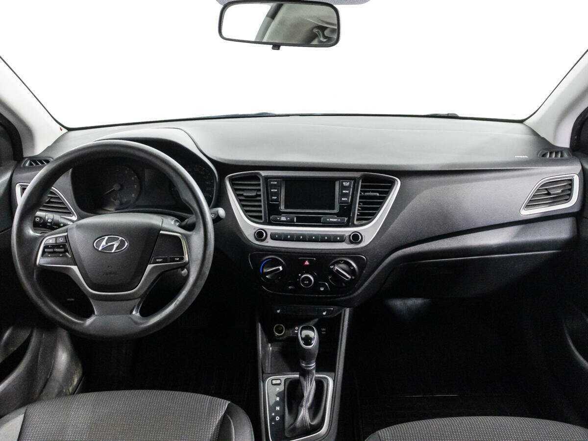 Купить Hyundai Solaris, 2017, 158 415 км, фото №13