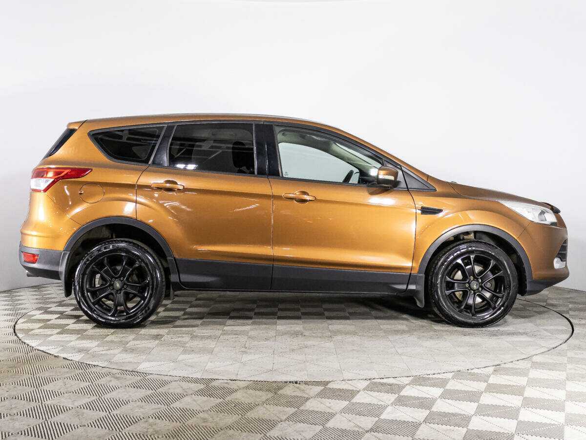 Купить Ford Kuga, 2013, 210 763 км, фото №4