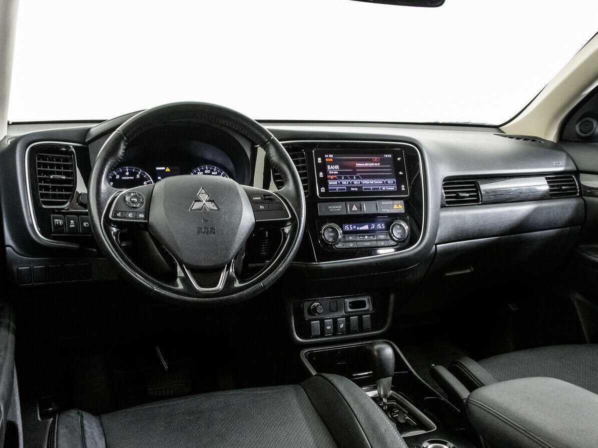 Купить Mitsubishi Outlander, 2018, 156 573 км, фото №9