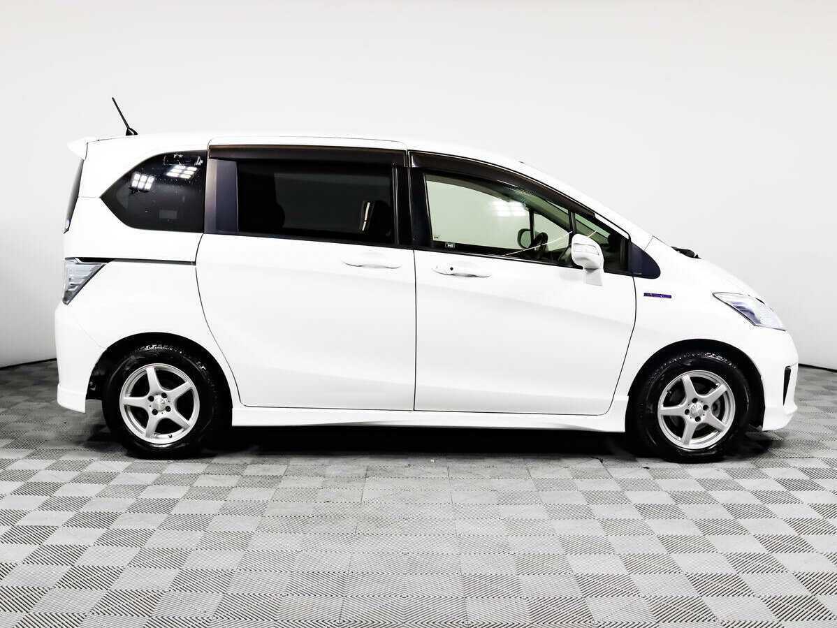 Купить Honda Freed, 2013, 146 000 км, фото №4