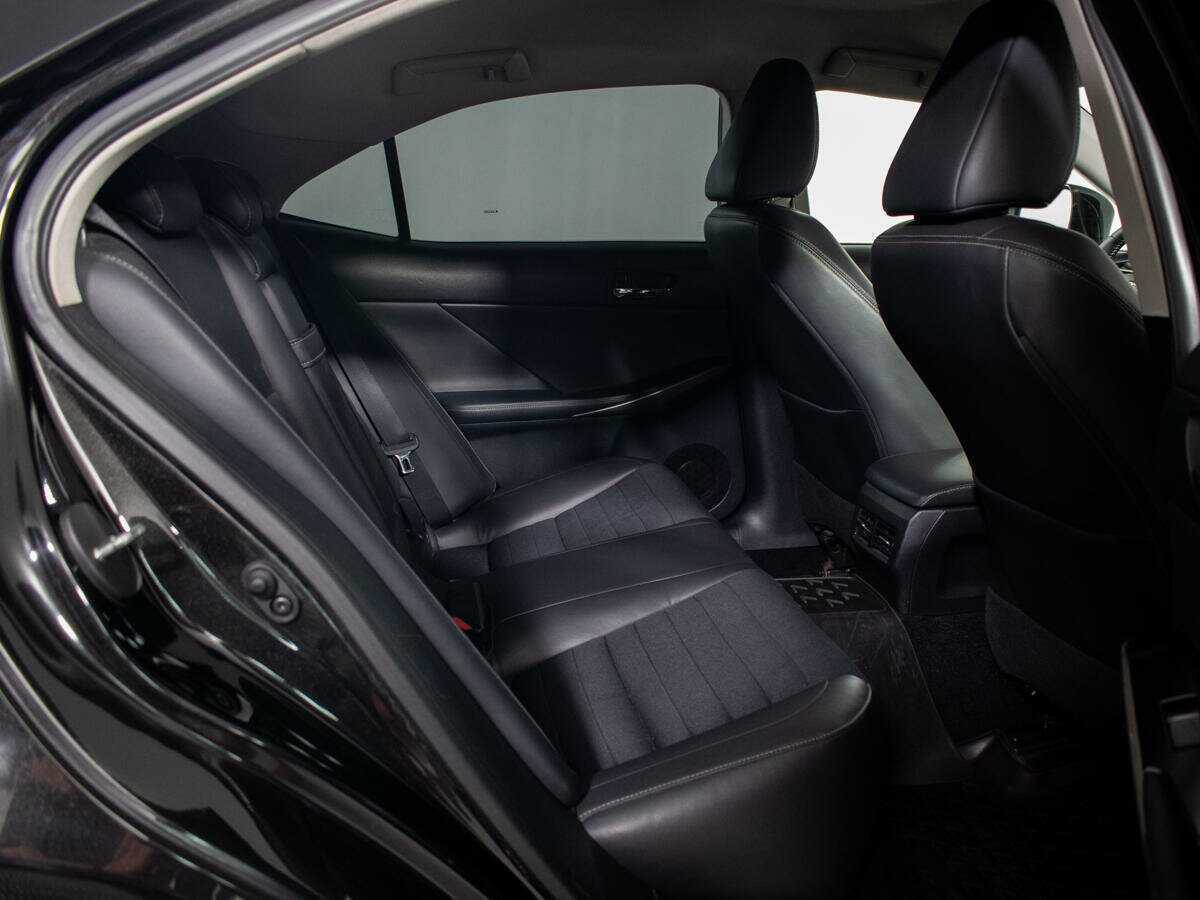 Купить Lexus IS 250, 2013, 118 000 км, фото №9