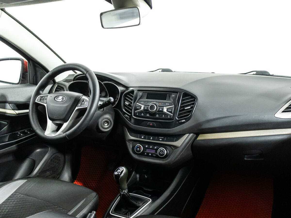 Купить Lada (ВАЗ) Vesta SW, 2018, 116 245 км, фото №9