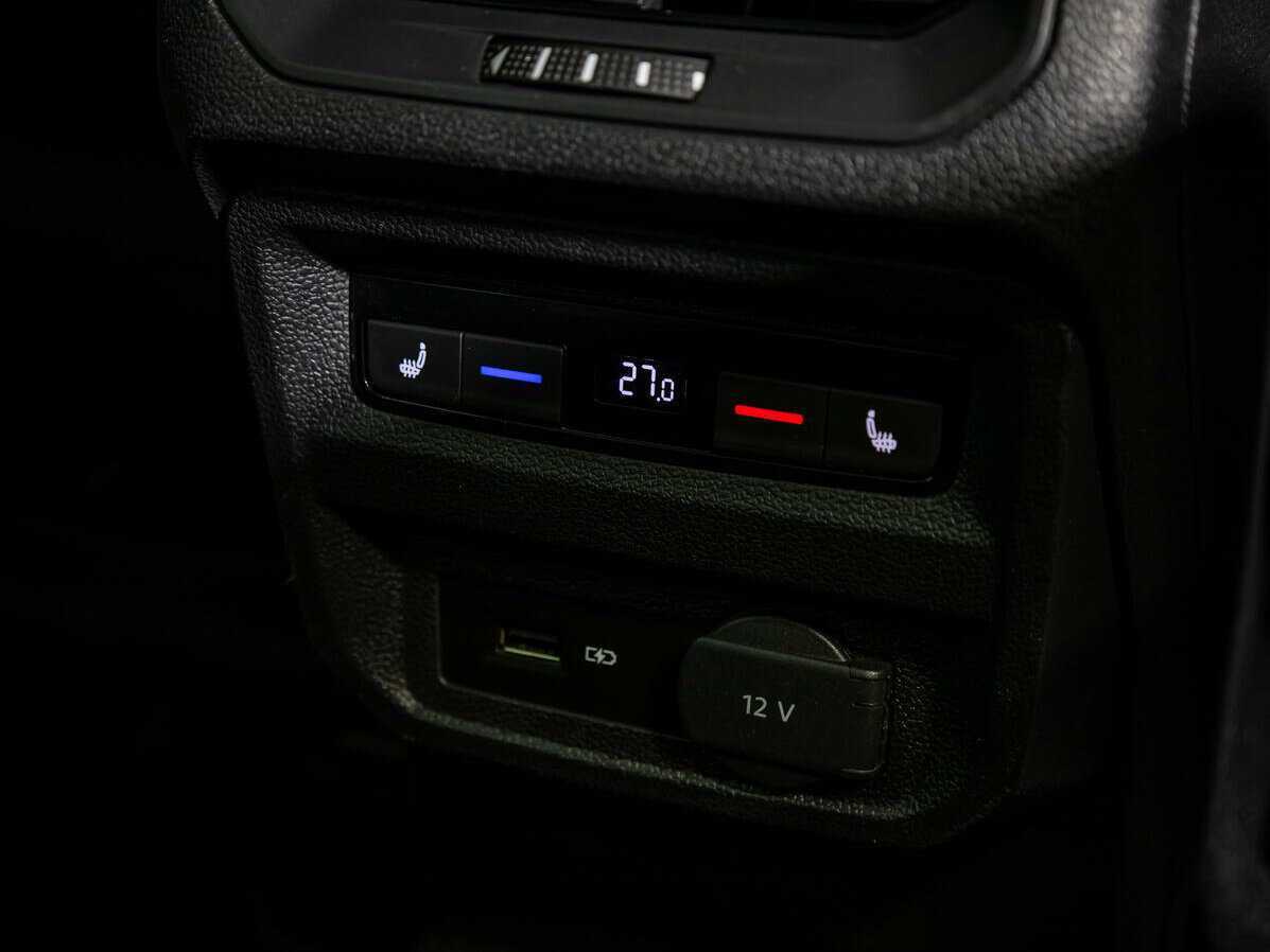 Купить Volkswagen Tiguan L, 2019, 100 000 км, фото №17